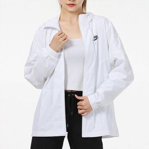 Nike Sportswear Essential Women's Woven Jacket SZ: 2X